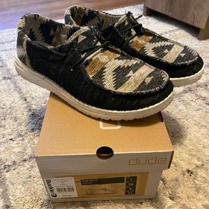 Wendy Aztec Hey dudes